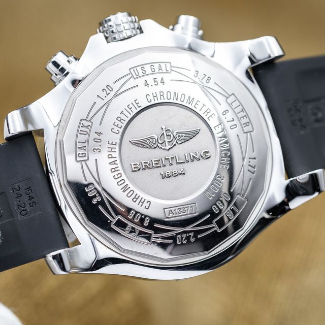 Breitling Super Avenger II A13371 Image 3